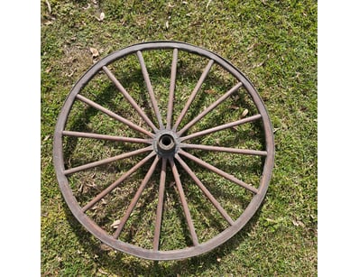 Carriage wheel, 16 spokes 50 inch diameter, 1.5 in...
