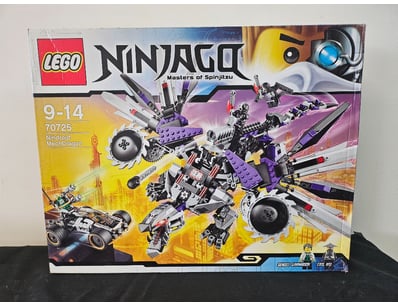 **UNRESERVED** LIFETIME COLLECTION OF LEGO PART... - Lot 763