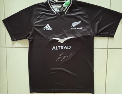 Mancave & Memorabilia (A988) - Lot 50