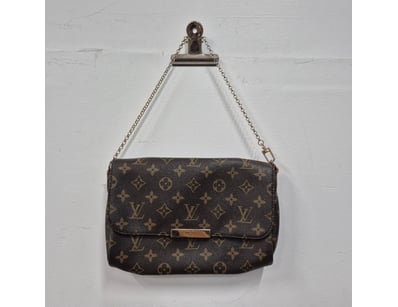 Designer Vault (A978) - Lot 6950