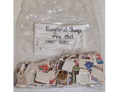STAMPS, ENGLAND STAMPS MIXED OVER 400

Condition: ...