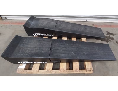 Car Wrapping Company + Coffee Shop  Liquidation ... - Lot 44