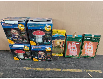 Outdoor lighting, Including Christmas lights, gard...