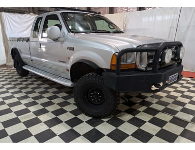 Passenger, Luxury & Commercial Vehicles Auction - Lot 1060