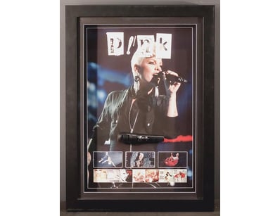 Prestigious Memorabilia (A981) - Lot 1777