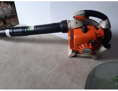 STIHL BG B6C Leaf blower.

