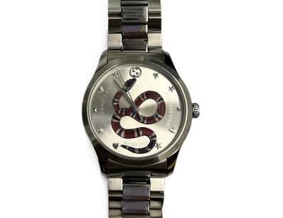 Luxury Pawnbroker Christmas Sale PART 1 (A984) - Lot 404