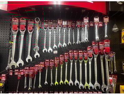 Distribution Business Equipment Liquidation (ON... - Lot 137