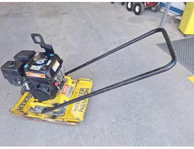 Surplus Ex-Hire Equipment & Building Complex (ON... - Lot 23
