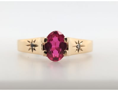 9CT YELLOW GOLD CREATED RUBY AND DIAMOND RING

...