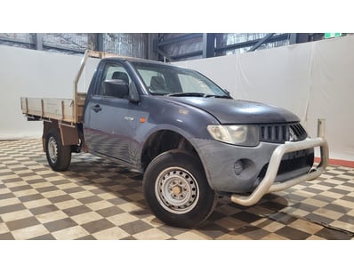 Passenger, Luxury & Commercial Vehicles Auction - Lot 802