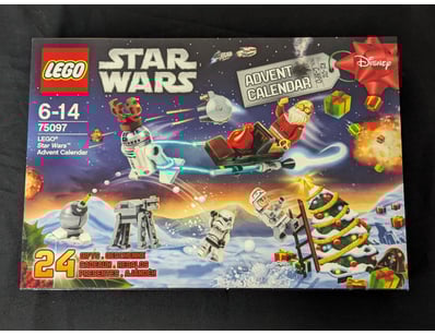 UNRESERVED COOKIES LIFETIME COLLECTION OF LEGO ... - Lot 583