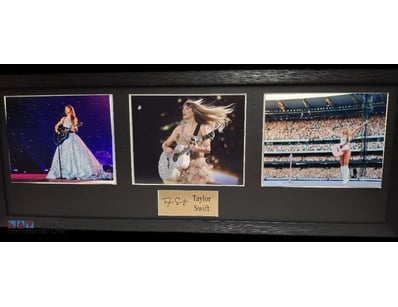 TAYLOR SWIFT SIGNED & FRAMED PIECE

Taylor Swift P...
