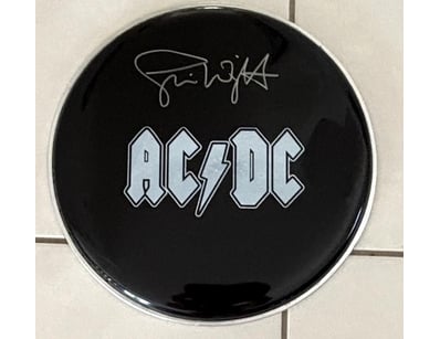 Mancave & Memorabilia (A986) - Lot 1800