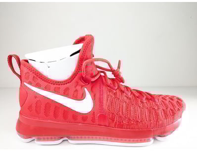 Premium Sneaker Collection (A983) - Lot 170