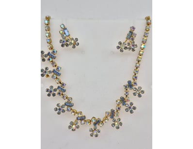 The Curio Collection (A991) - Lot 620