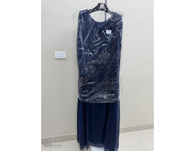 NAVY VELVET EVENING GOWN WITH METALLIC SHIMMER

It...