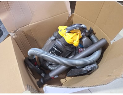 Dyson Vacuum Cleaner


