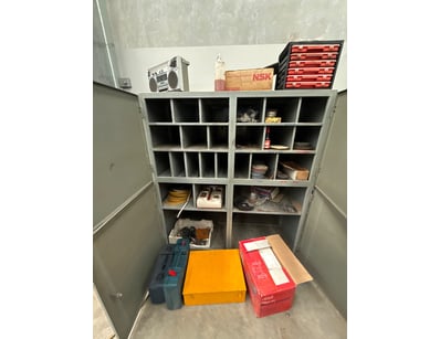 MOSTLY UNRESERVED Machining Engineering Warehou... - Lot 183