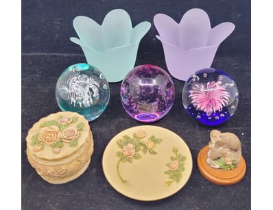 Antiques, Vintage & Interior Treasures (A1004) - Lot 277