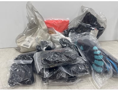 Unclaimed Freight (GCA1002) - Lot 2773