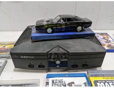 Home Entertainment, Audio & Computers (NSWA978) - Lot 2002