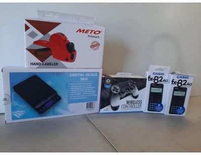 Gadgets, Music & Pastimes (A978) - Lot 403