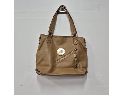 Designer Vault (A978) - Lot 6853