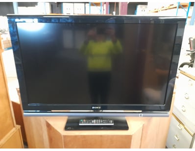 Home Entertainment, Audio & Computers (NSWA983) - Lot 2959