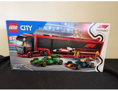 **UNRESERVED** LIFETIME COLLECTION OF LEGO PART... - Lot 514