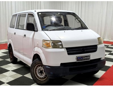 <b>2007 Suzuki APV GD - White - 266,442km - Manual...