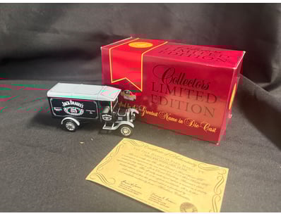 Model Car Mania (A1006) - Lot 348