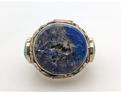 9CT YELLOW GOLD RING WITH LAPIS, TURQUOISE, RHODON...