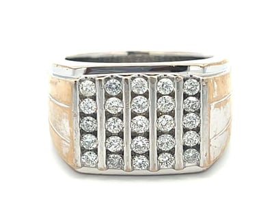 Luxury Pawnbroker Christmas Sale PART 1 (A984) - Lot 95