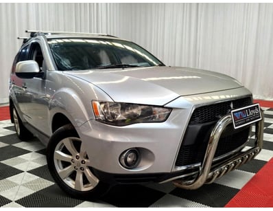 <b>2011 Mitsubishi Outlander LS CW5W - Silver - 23...