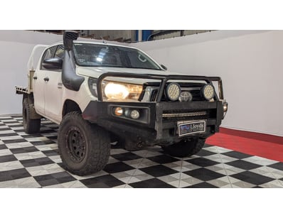 Passenger, Luxury & Commercial Vehicles Auction - Lot 302