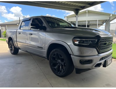 Passenger, Luxury & Commercial Vehicles Auction - Lot 25