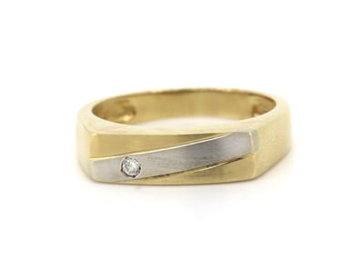 Timeless Treasures For Him & Her (A977) - Lot 1160