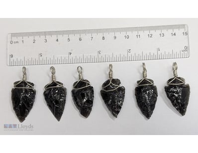 SIX OBSIDIAN STONE ARROWHEADS WIRE WRAPPED INTO PE...