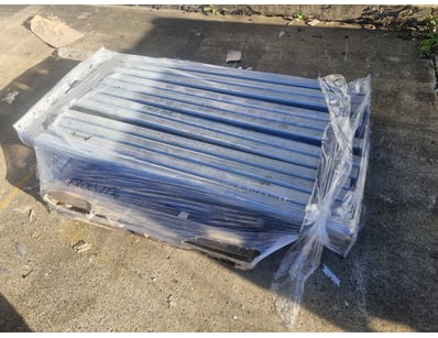 Unused Gal Posts with base plates, 

12 x 65mm x 6...