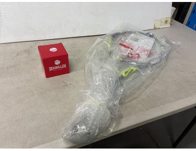 Unclaimed Freight (GCA1002) - Lot 1794