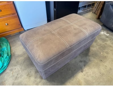 House & Homewares (A1004) - Lot 93