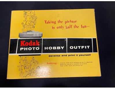 VINTAGE KODAK PHOTO HOBBY OUTFIT - VINTAGE FILM DE...
