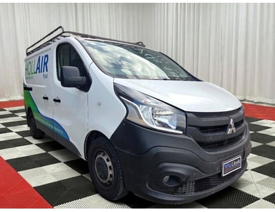 2022 Mitsubishi Express SN GLX SWB

Year: 2022
Mak...