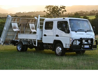 2014 Mitsubishi CANTER Tipper 
Manufacture Year: ...