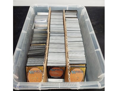 BULK STORAGE CONTAINER HOLDING A LARGE COLLECTION ...