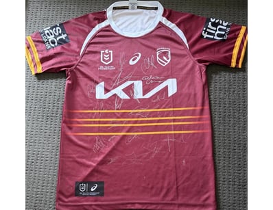BRISBANE BRONCOS 2026 SQUAD SIGNED JERSEY 

A Bris...