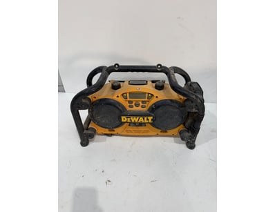 DeWALT DC011 Work Site Radio/Charger, model DC011....