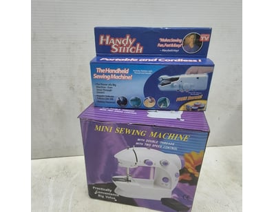 Lot of Sewing Machines Mini and Handy Stitch

