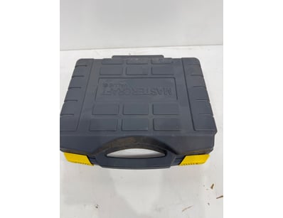 Mastercraft pneumatic tool kit in carrying case. I...